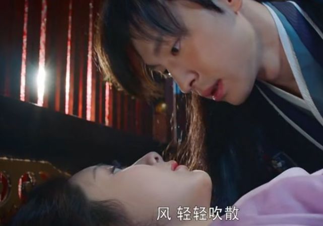 香蜜:旭凤兽性大发强行与锦觅水中"双修",锦觅三字回应气坏他