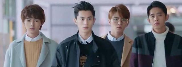 《流星花园》道明寺和杉菜雨中分手,杉菜淋雨的发型遭网友吐槽