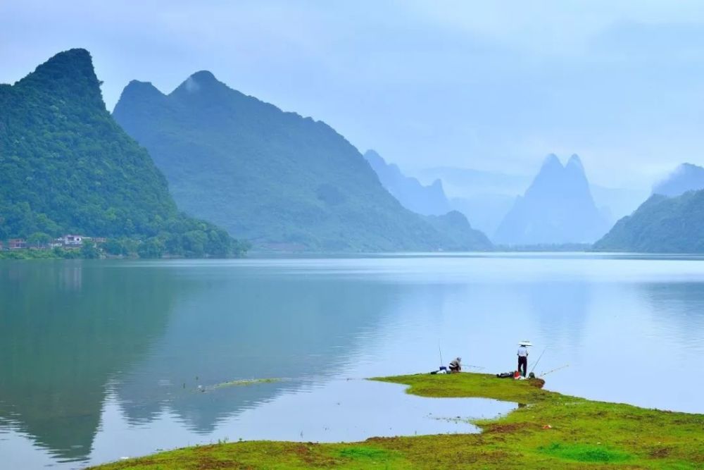 研究显示,冥想对控制焦虑,提高免疫系统,减轻诸如高血压等状况有效.