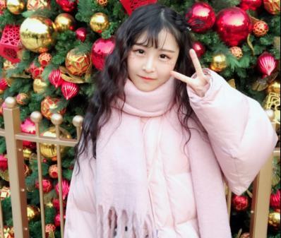 快手大胃王猫妹妹,路人拍下的猫妹妹脸大肤黄