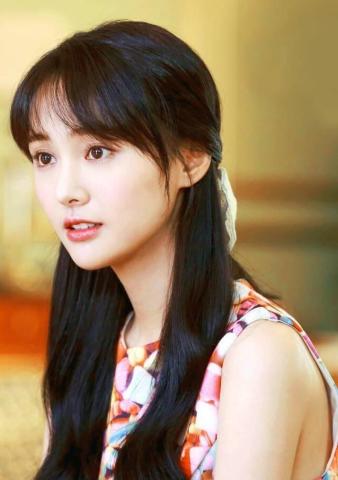 最近,2018福布斯宣布了30名以下30名精英:   朱一龙,白雨,黄静宇