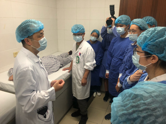 揭开医院神秘面纱 瑞金医学体验营让普通人走