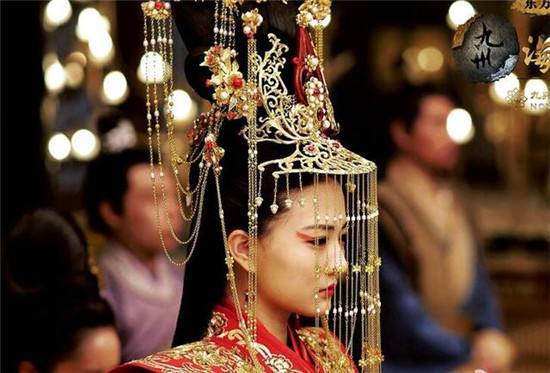 古装剧那些具有凤凰命格的女人:芈月果真成霸