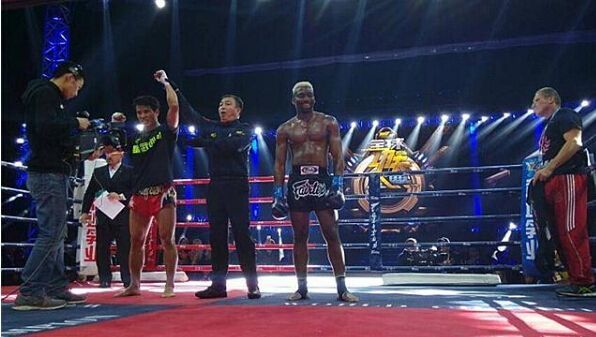 武尊排行榜_近日,世界排名第一的武尊再度登台,与超新星展开强势对轰!