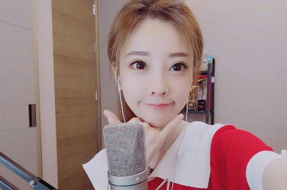 冯提莫代言杜蕾斯广告,被问有没有用过,她的回