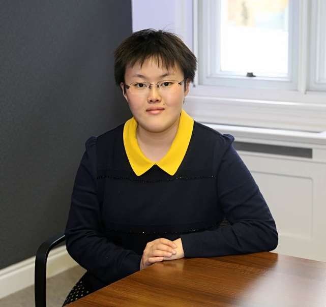 直击最前线!腾讯体育玩转英超主场 看女博士对