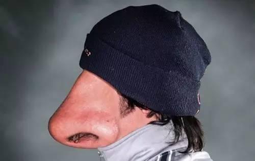 鼻炎手术后遗症-空鼻症:每次呼吸都像刀割一样