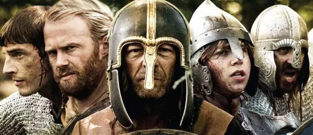 电影《1066:中土之战》 忏悔者爱德华的母亲是诺曼底人,幼年时也曾