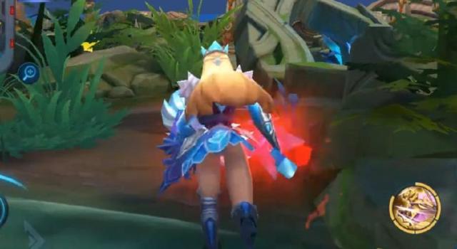 王者荣耀:3D视角下女英雄的小秘密,衣服模型全