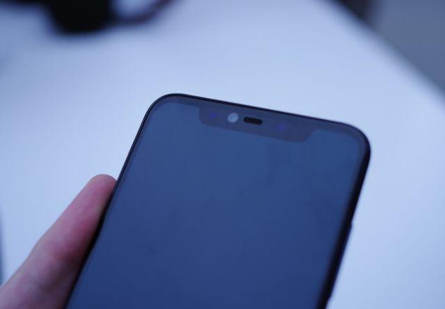 小米8 VS 小米Mix 2S 哪个更好?过来人告诉你