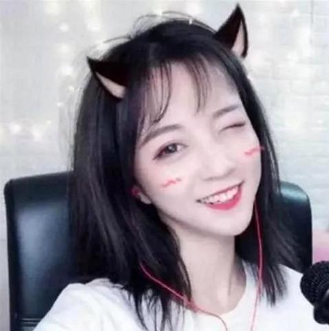 抖音女神莉哥的小奶狗身份曝光,网友:嫁了吧