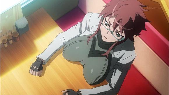 放开那张桌子 大胸漫画家笔下的大胸妹子的烦恼