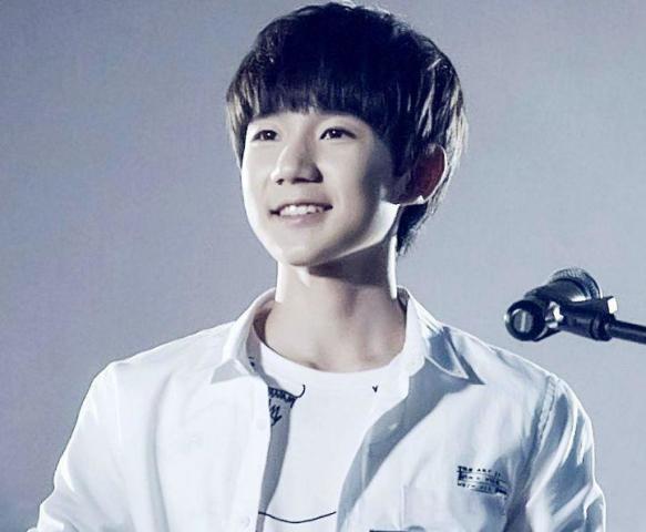 微博粉丝最多的00后明星,范丞丞排第五,第一名