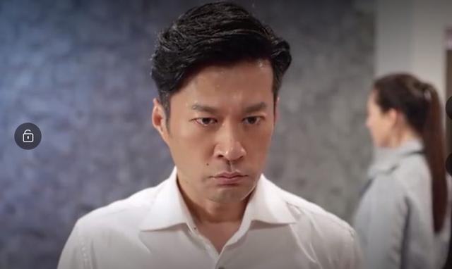 说起小艾在这条路上越陷越深,还有一条重要的原因是她被郑怀山的"儒雅