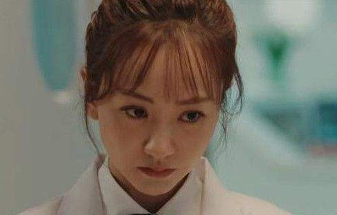 《沙海》中梁湾的身份到底是?背后凤凰纹身说明什么?