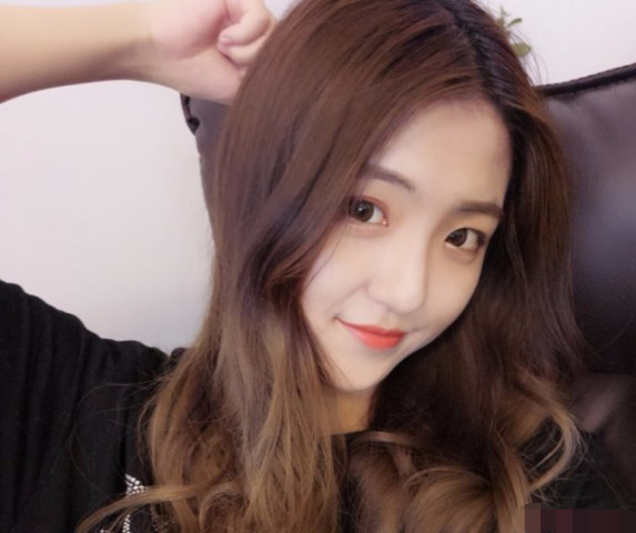 抖音:马冬梅,你在哪啊?夏洛喊你回家吃饭了!