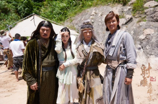 乔峰和洪七公为何都不用打狗棒?原因让人佩服,都只因为一个字