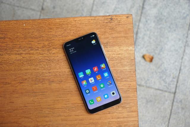 百元机也有好选择!荣耀畅玩7C和红米6 Pro哪个