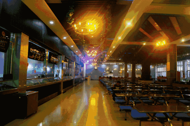河北政法职业学院餐厅图片