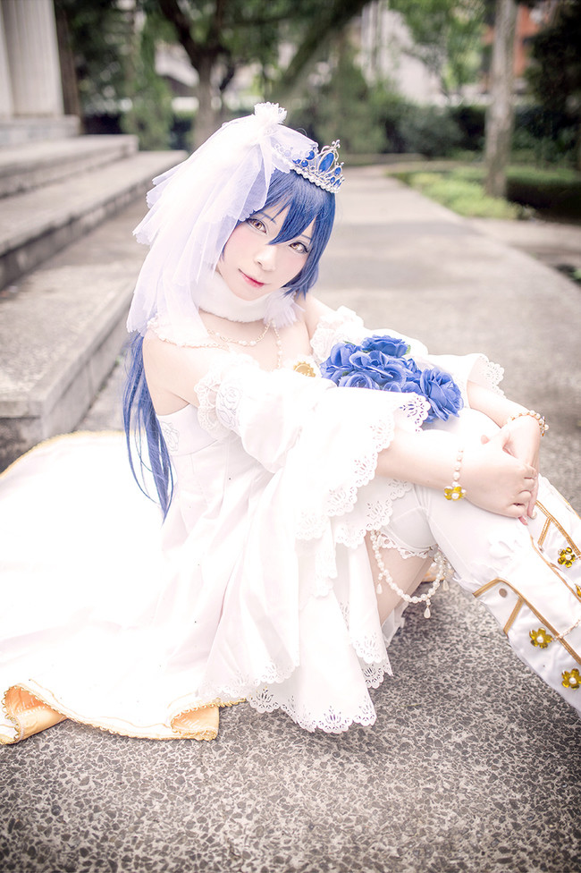 lovelive全员婚纱cos生动又可人