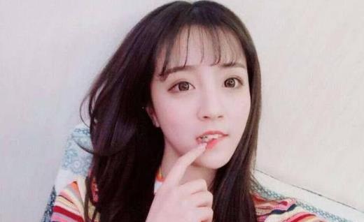 抖音4大女神网红真名曝光,莉哥的霸气,网友:最