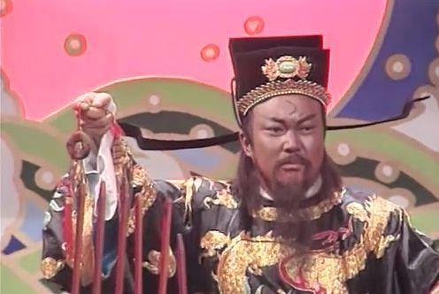 93版《包青天》演员几乎都淡出娱乐圈,只有她