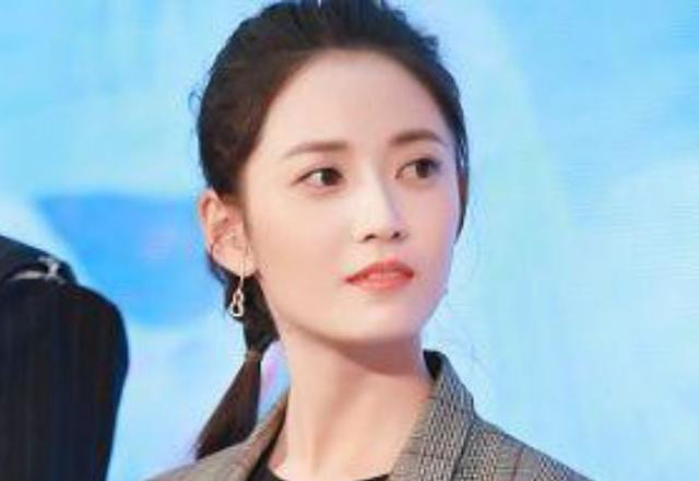 《香蜜》演员未修照片流出,邓伦、杨紫、罗云