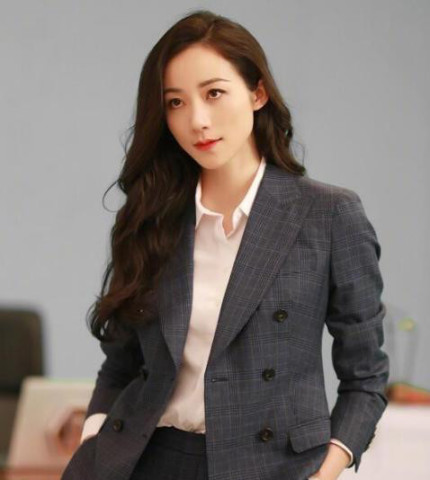 韩雪打赢10086的官司,她的资本是啥?身后的家