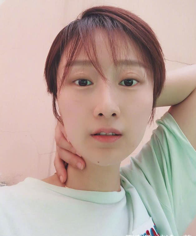 《一起来看流星雨》播出后,她就消失了,如今晒素颜照却没人记得!