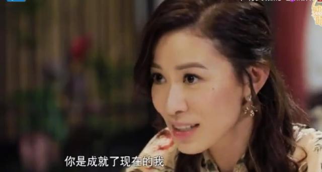 感动!娴妃佘诗曼和御用配音相见,仿佛2个尔淳