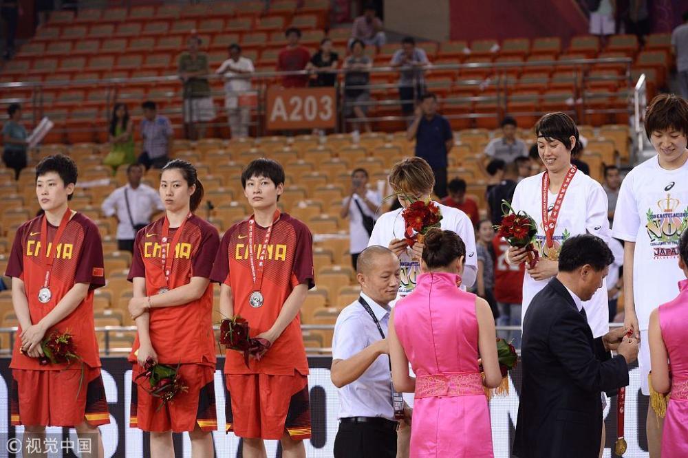 亚运会-13:25直播中国女篮vs日本 邵婷率队盼复