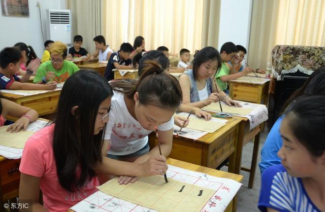 教师不能补课,给你孩子补习的将是什么人?有3