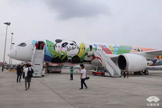 川航A350熊猫飞机首航 执飞3U8885 CTU