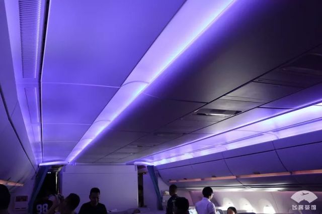 川航A350熊猫飞机首航 执飞3U8885 CTU