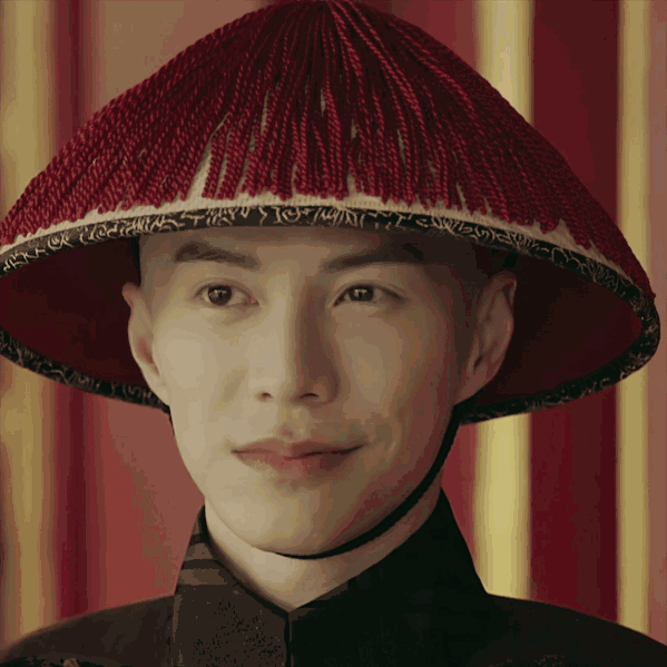 海兰察·王冠逸新剧沐浴戏曝光,只围浴巾大秀胸肌公狗腰,馋哭!