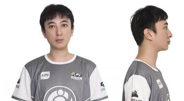 从首富儿子到英雄联盟职业选手 王校长将成史