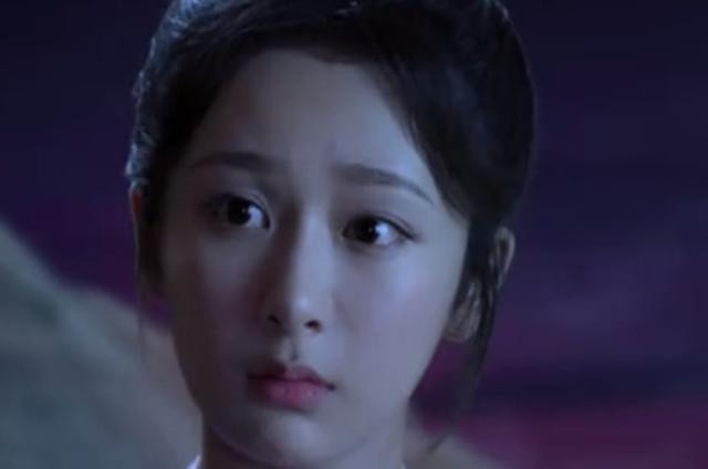 《香蜜》花絮:杨紫怼邓伦手胖,邓论说了一句话