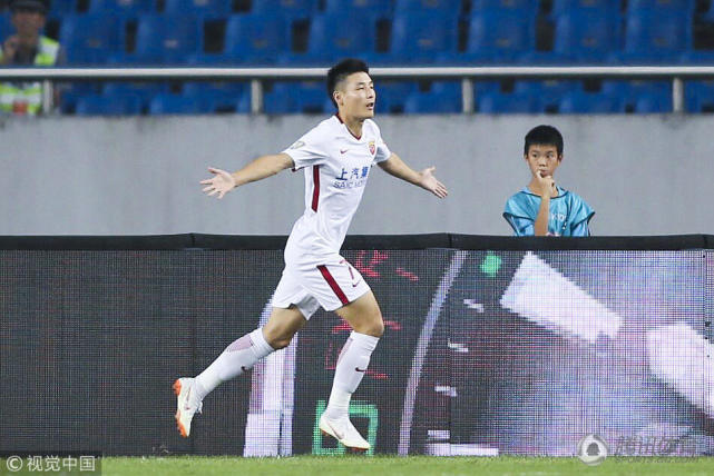 中超英雄第19轮评选:武磊单挑保利尼奥等四大