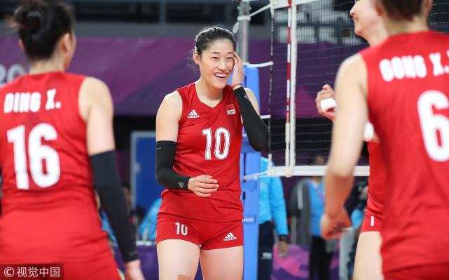 女排7奥运冠军首发力保横扫 刘晓彤首局6连发