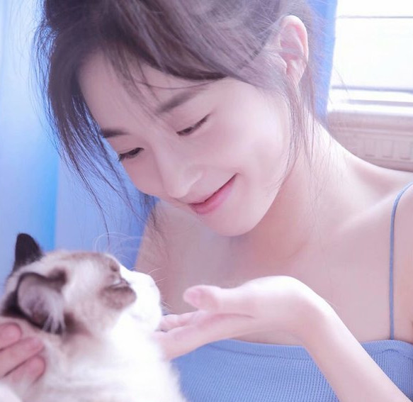 被男朋友咬耳朵是一种怎样的体验单身贵族你男票有毒连你耳朵都吃