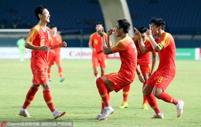亚运-U23国足2-1阿联酋全胜晋级 姚均晟半场吊