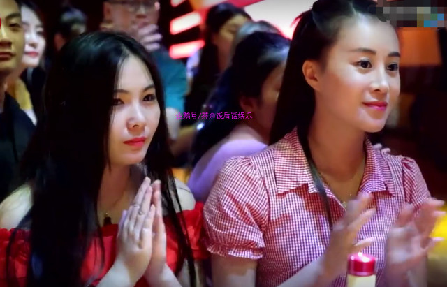 《相声有新人》美女如云 李宏烨表情成功抢镜