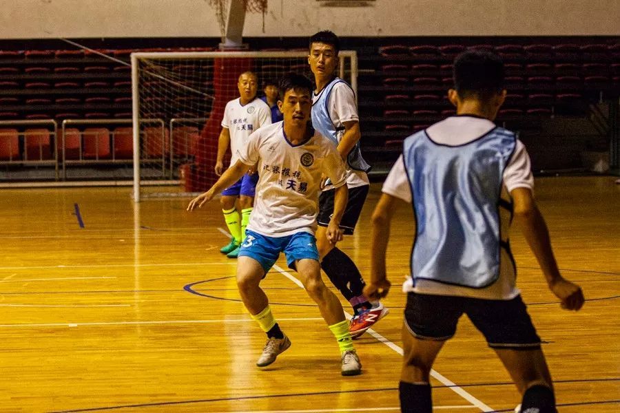 2018年朝阳市室内五人制足球赛开战
