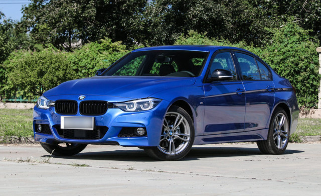 宝马330i车型测评,它是否值得选择?