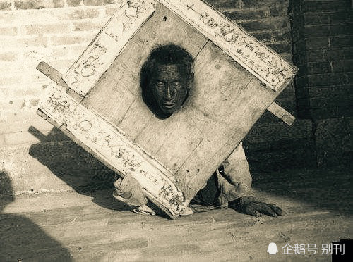 你没看过的清朝犯人照片,辫子绑在一起太过分!