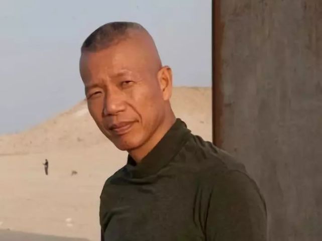 谷雨| 他曾设计北京奥运会大脚印 如今为百岁奶奶造天梯