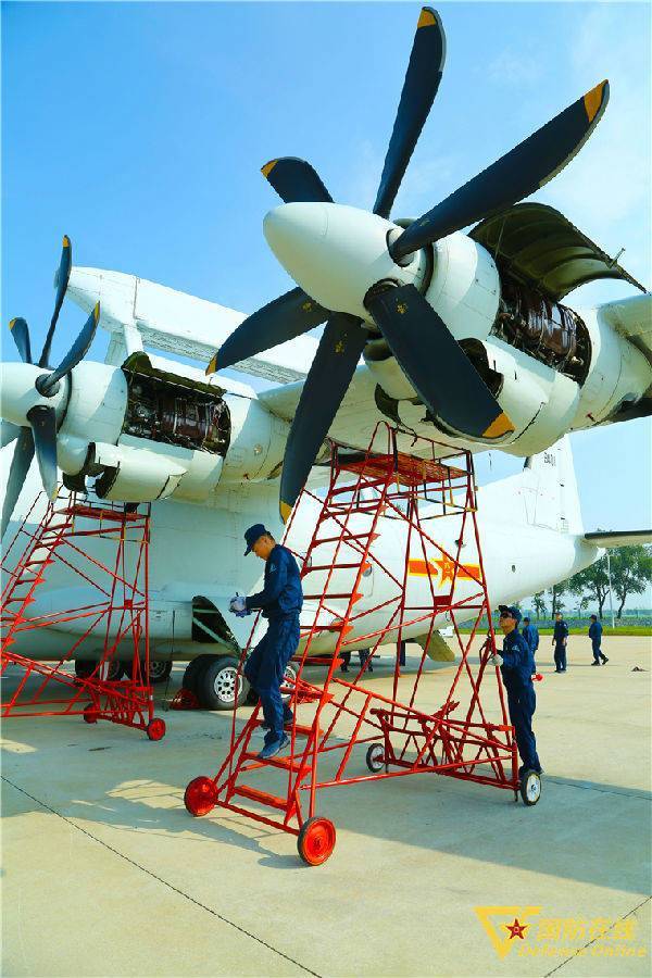 空警600动力系统的一面镜子:t56系列涡桨发动机