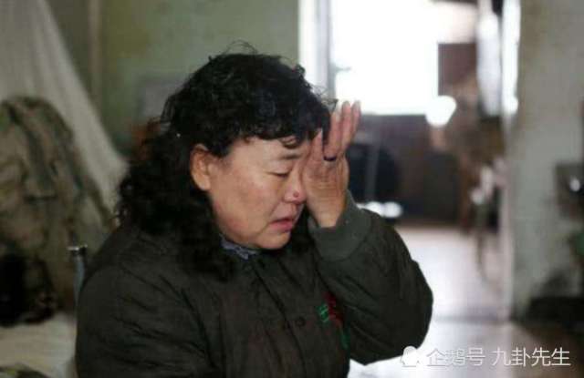 快手网红做吃播半年花光父母所有积蓄,看了他