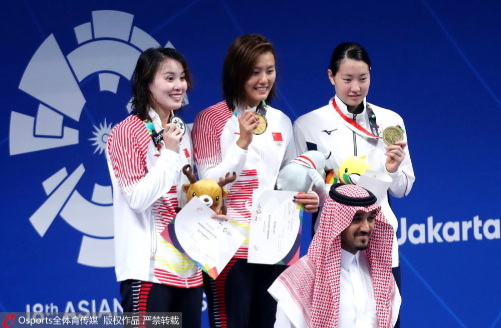 中国骄傲!亚运会50米仰泳刘湘破世界纪录夺冠
