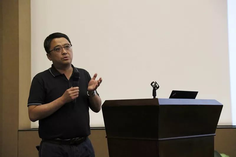 探访莫高窟:天使与飞天是什么关系?敦煌石窟包